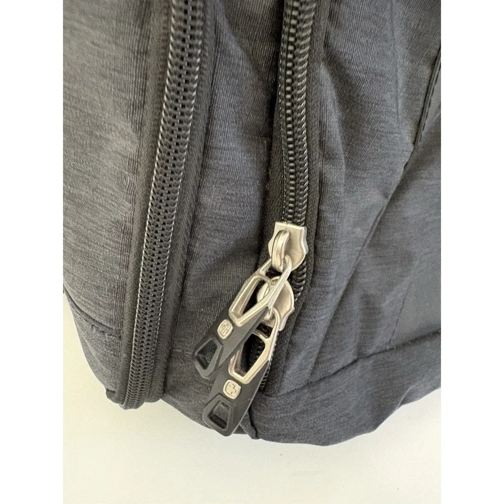 SwissGear Unisex-Adult 5358 USB ScanSmart Laptop Backpack Large Heather Gray EUC